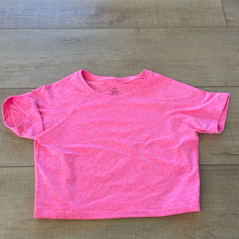Women’s Bright Pink Cropped Crewneck Top